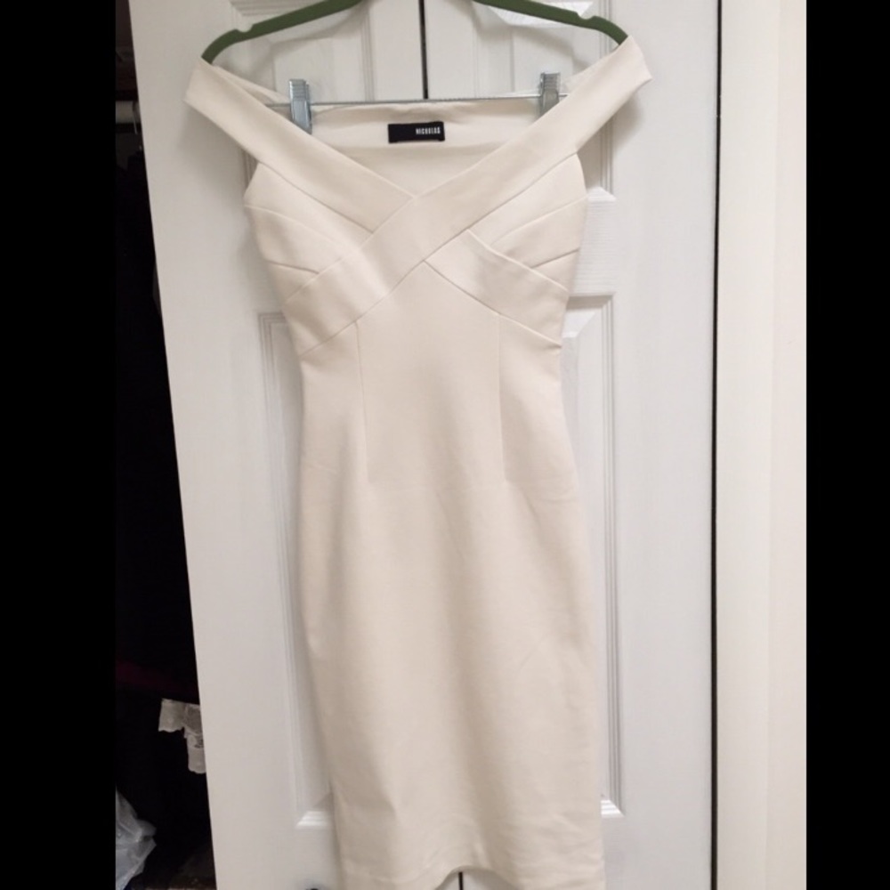 Stunning off the shoulder NICHOLAS Dress